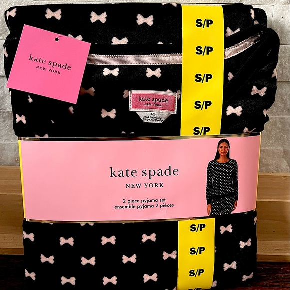 Kate Spade 2pc Velour Pyjama Set - Picture 1 of 5